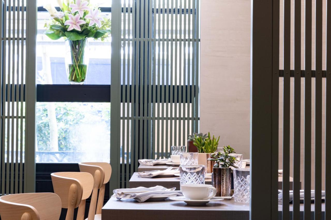 La West - Hyde Park Hotel Londres